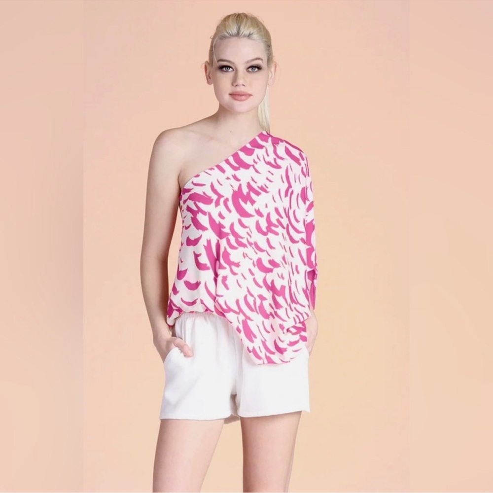 NWT Tyche Falling Feathers One Shoulder Top Pink Size Small